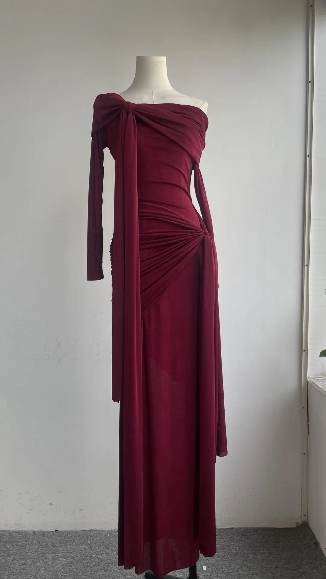 Women’s One-Shoulder Knit Maxi Dress – Elegant Fitted High Waist Long Sleeve Dress | Evening & Party Bodycon Gown