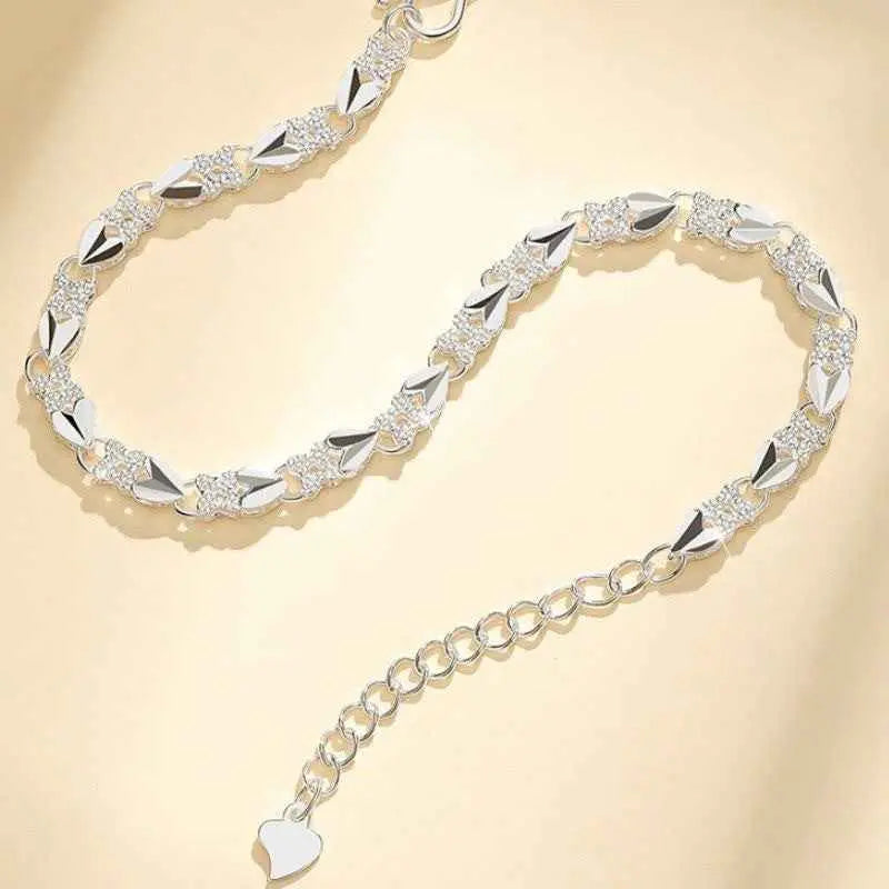 Adjustable Silver Four-Leaf Clover Charm Bracelet for Women