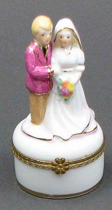 Wedding Couple Porcelain Trinket Box – Mini Jewelry Keepsake Gift