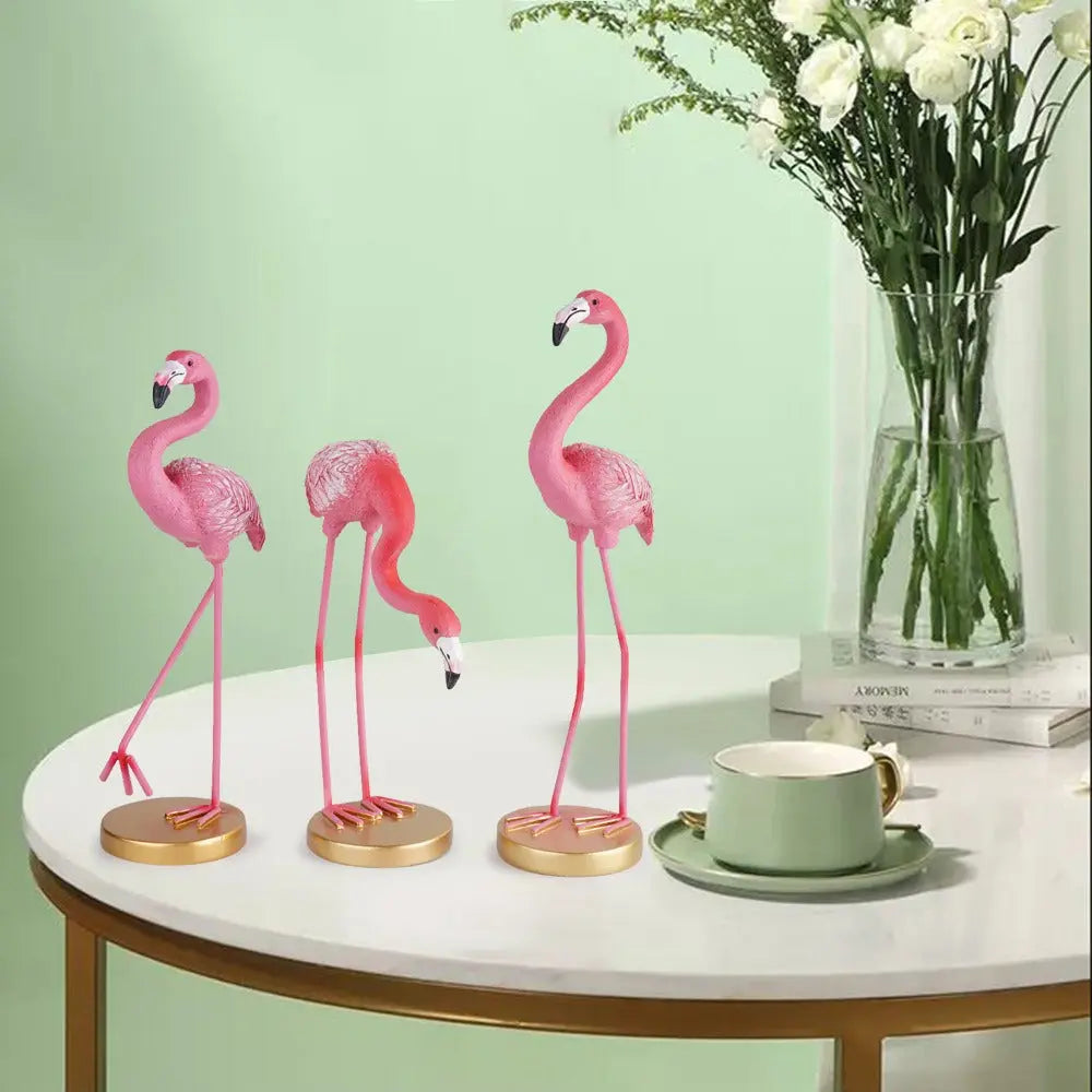 Minimalist Flamingo Resin Decor – Modern Home Accent Statue EPR