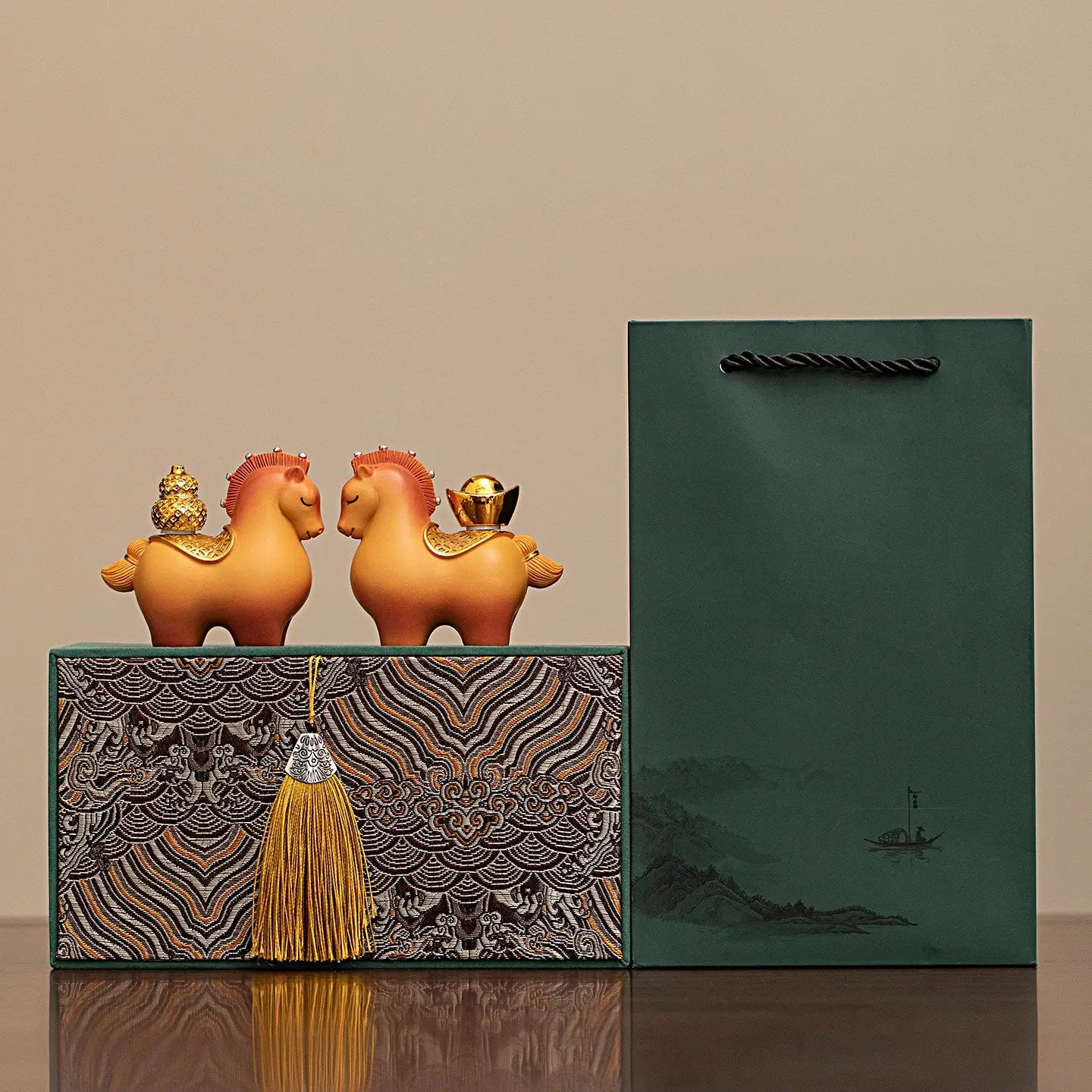 Custom Horse Figurine Gift Set Prosperity Feng Shui Horse Statue with Gift Box | Corporate & Business Gifts TED