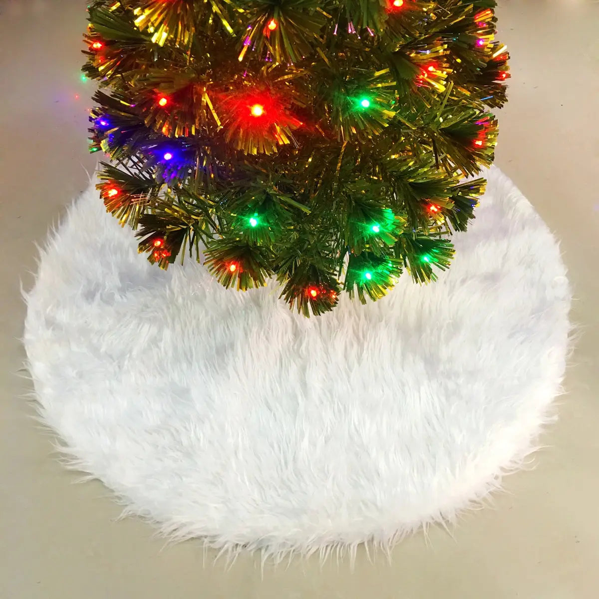 Christmas Tree Skirt – Plush Holiday Tree Decoration Mat | Soft Flannel Base Cover (60–100cm) CJ