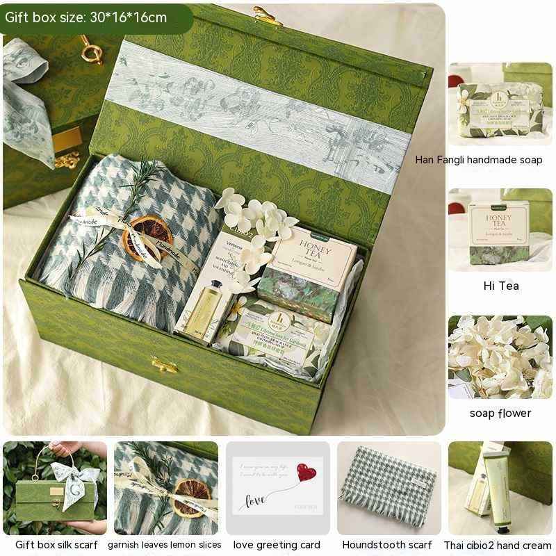 Luxury Matcha Gift Box Set with Scarf – Premium Women’s Gift Set