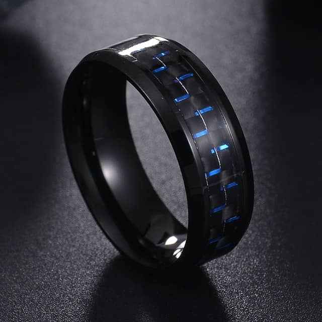 Men’s Titanium Steel Carbon Fiber Ring – Black with Red/Blue Accent (Father’s Day Gift)