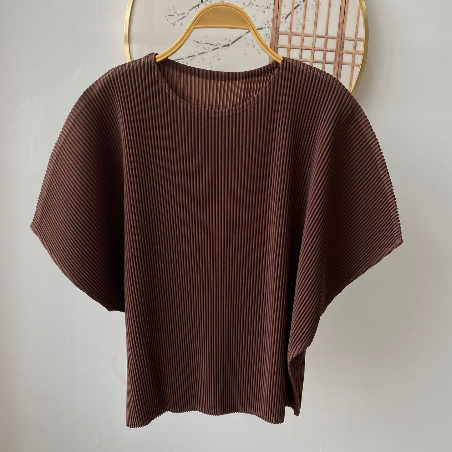 Women’s Pleated Batwing Sleeve T-Shirt – Loose Korean Casual Round Neck Top | Soft Relaxed Short Sleeve Tee EPR