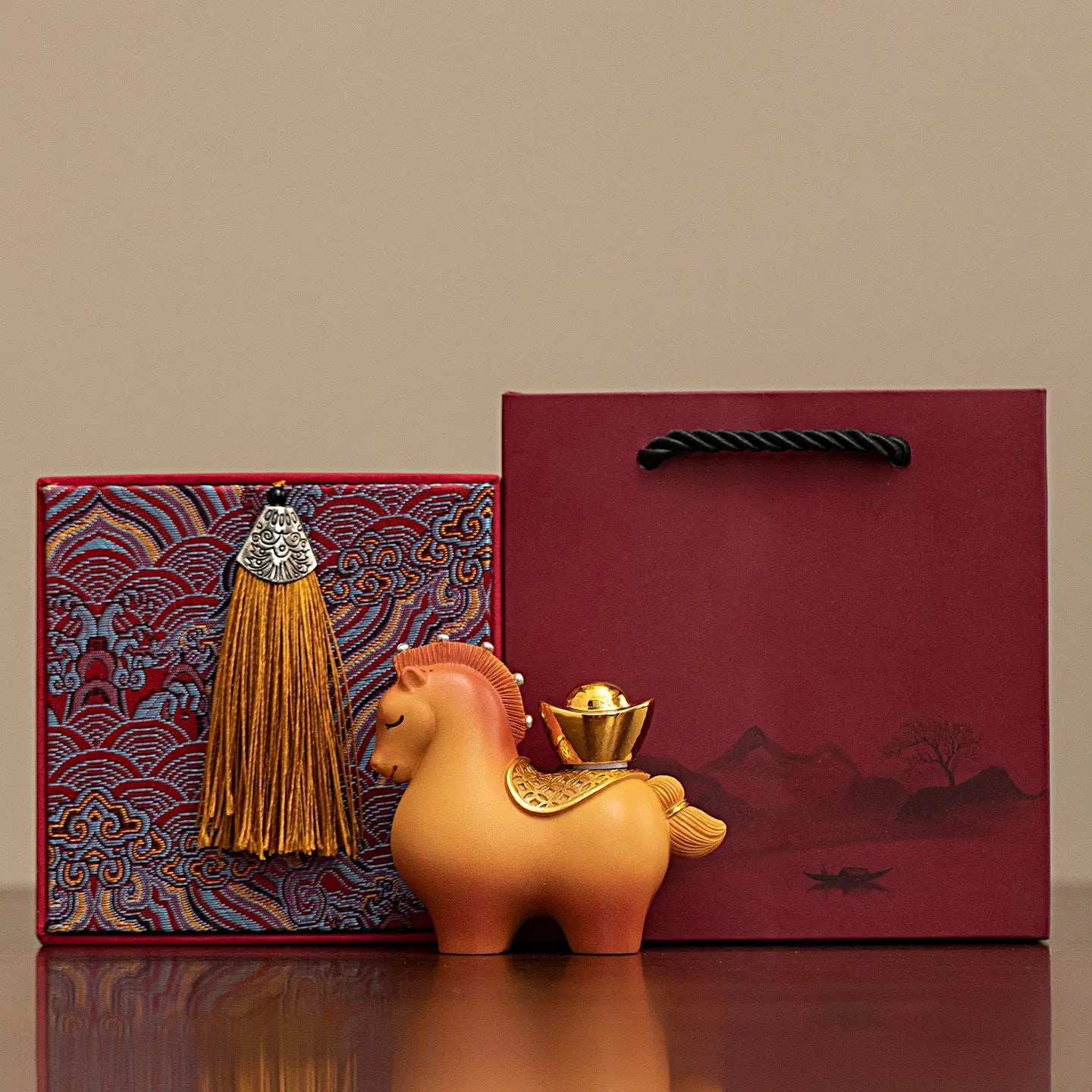 Custom Horse Figurine Gift Set Prosperity Feng Shui Horse Statue with Gift Box | Corporate & Business Gifts TED