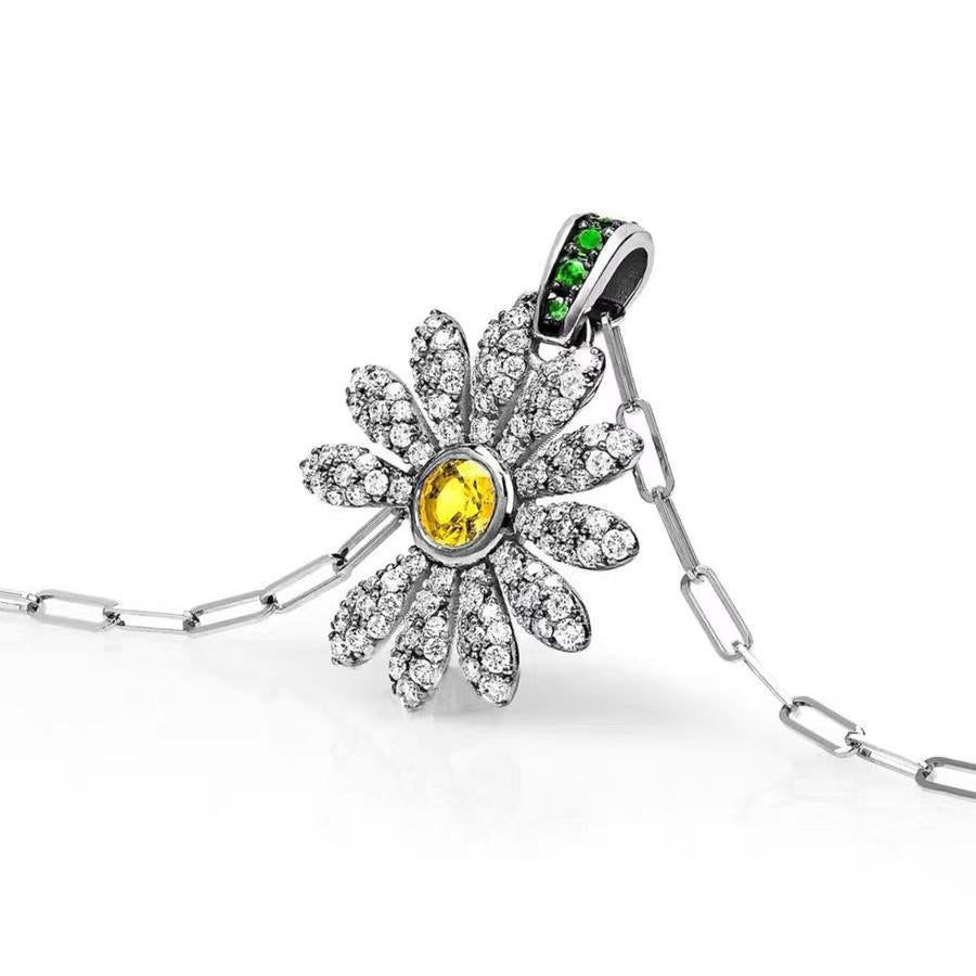 Daisy Diamond Pendant Necklace - Elegant Floral Necklace for Women | Free Shipping