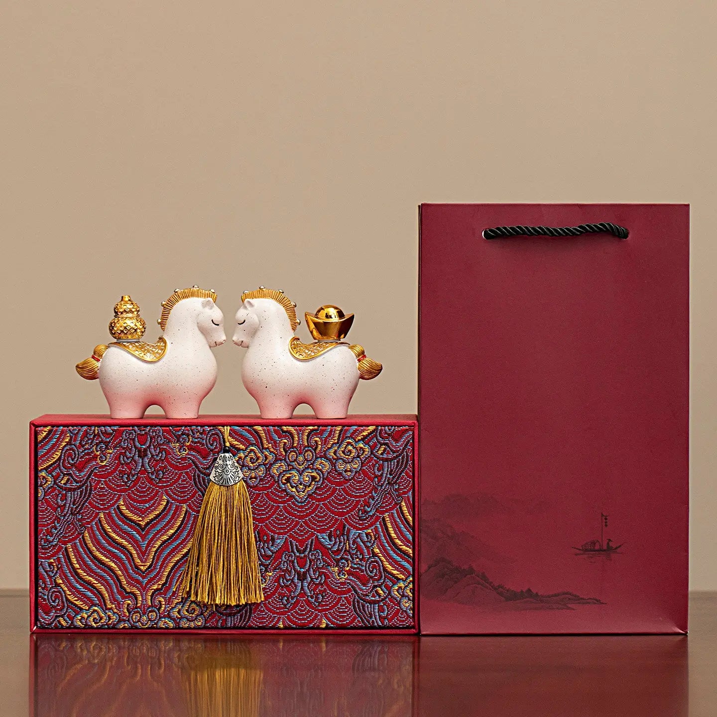 Custom Horse Figurine Gift Set Prosperity Feng Shui Horse Statue with Gift Box | Corporate & Business Gifts TED
