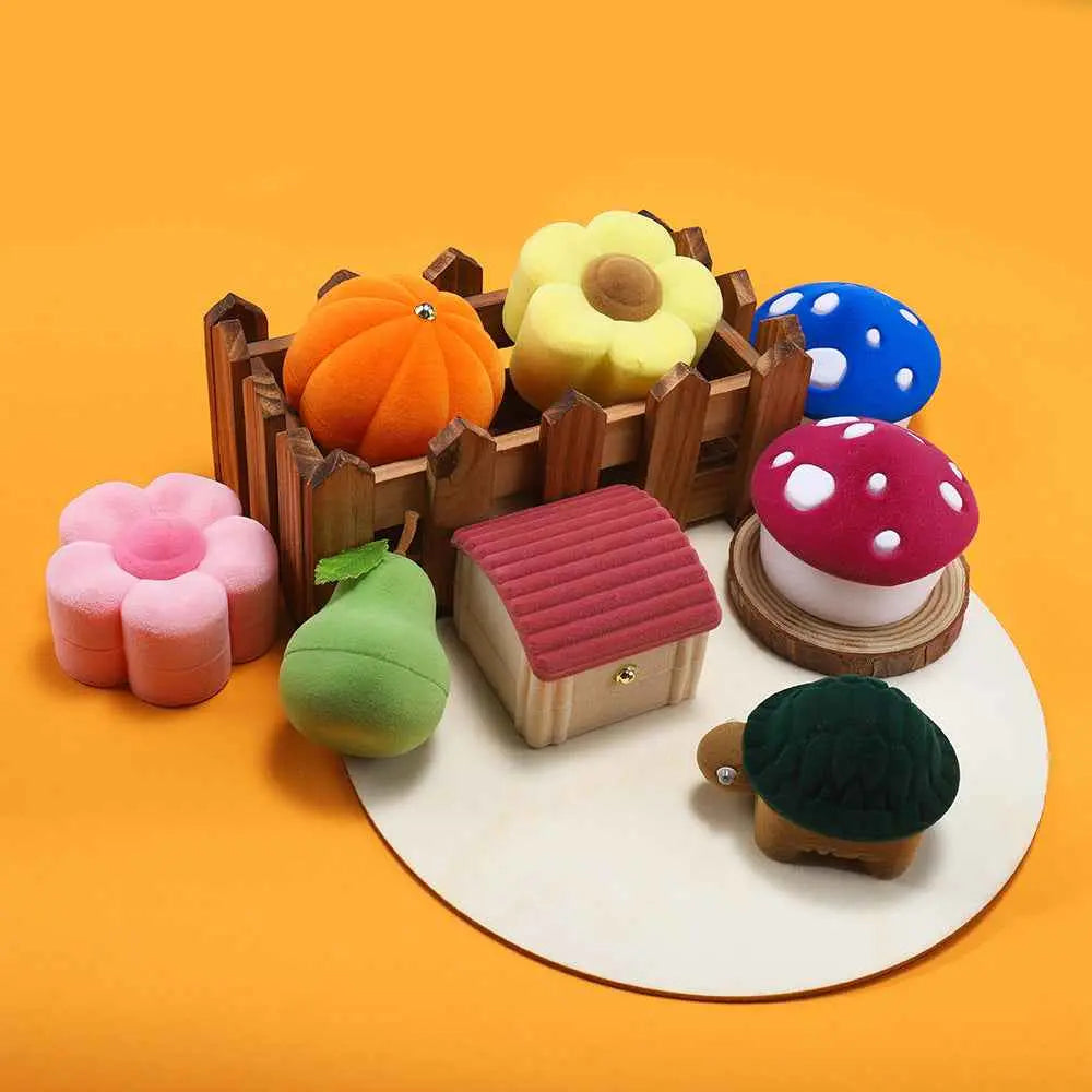 Cute Cartoon Jewelry Box- Plush Flip-Top Ring & Necklace Gift Case | Portable Mini Organizer